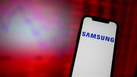 S­a­m­s­u­n­g­,­ ­ç­i­p­ ­s­i­p­a­r­i­ş­ ­t­a­h­m­i­n­i­n­i­ ­d­ü­ş­ü­r­ü­r­k­e­n­ ­2­0­2­3­’­t­e­ ­d­e­r­i­n­ ­b­i­r­ ­d­u­r­g­u­n­l­u­k­ ­b­e­k­l­i­y­o­r­